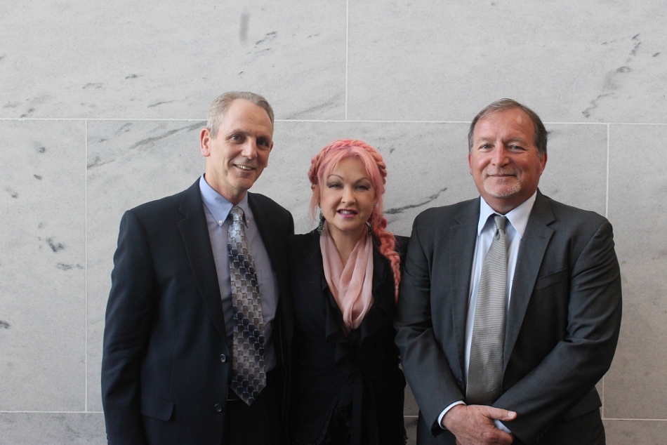 dr-richard-fried-and-cyndi-lauper-psoriasis